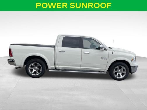 Pearl White 2017 RAM 1500 Laramie