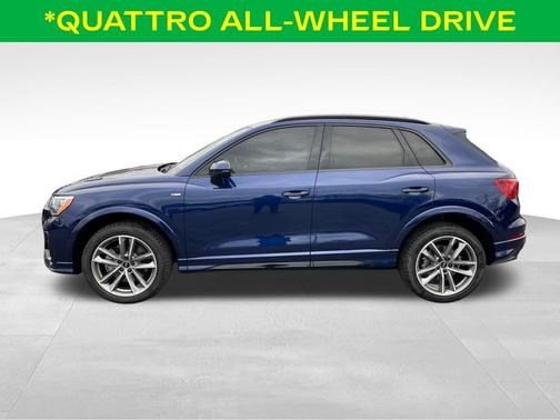 2022 Audi Q3 45 S line Premium