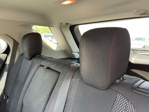 White Diamond Clearcoat 2013 Chevrolet Equinox 1LT