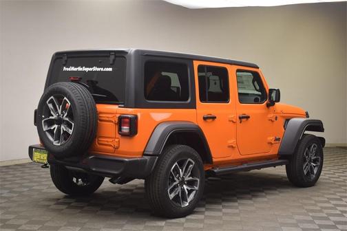 2025 Jeep Wrangler 4xe Sport