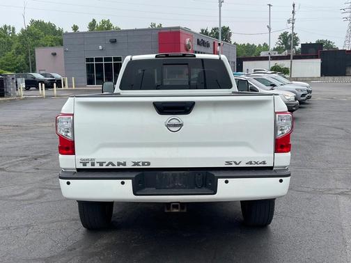 2017 Nissan Titan XD SV