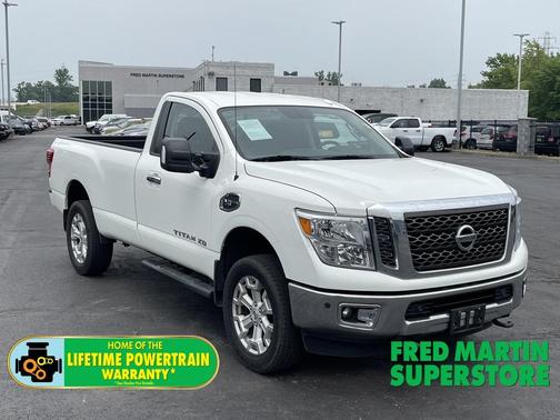 2017 Nissan Titan XD SV