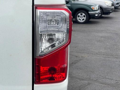 2017 Nissan Titan XD SV