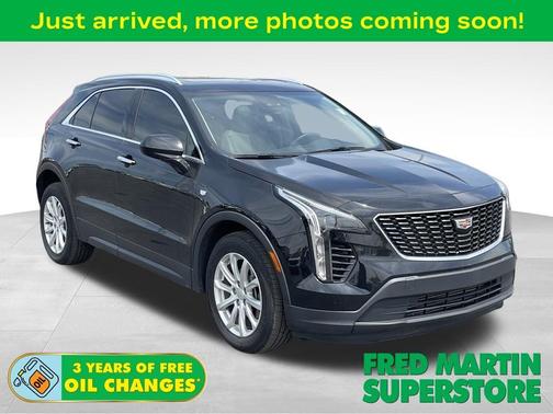 Stellar Black Metallic 2022 Cadillac XT4 Luxury