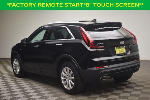 Stellar Black Metallic 2022 Cadillac XT4 Luxury