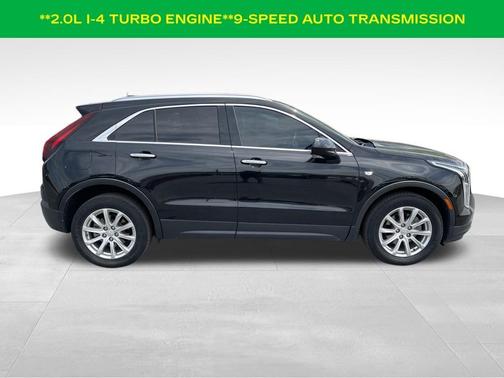 Stellar Black Metallic 2022 Cadillac XT4 Luxury