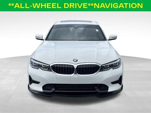 Alpine White 2019 BMW 330 i xDrive