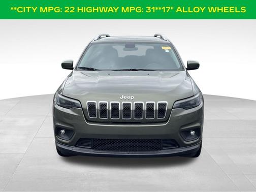 Olive Green Pearlcoat 2019 Jeep Cherokee Latitude Plus