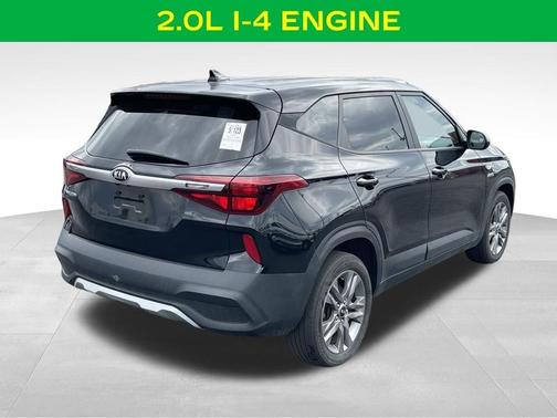 Cherry Black 2021 Kia Seltos LX