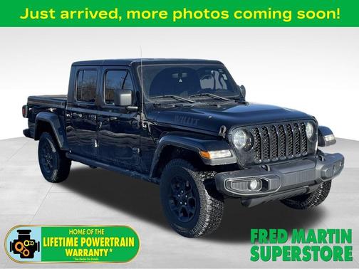 2023 Jeep Gladiator Sport