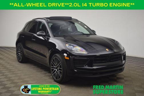 2022 Porsche Macan Base (PDK)