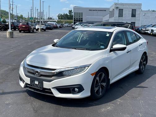 2017 Honda Civic Touring