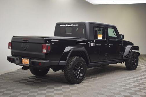 2023 Jeep Gladiator Sport