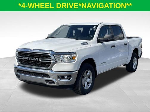 Bright White Clearcoat 2023 RAM 1500 Big Horn