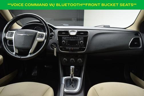 2012 Chrysler 200 Touring