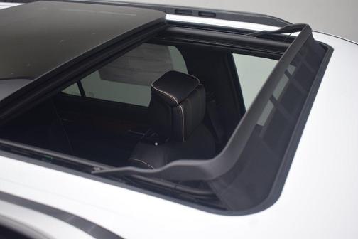 Bright White Clearcoat 2026 Jeep Grand Wagoneer Summit