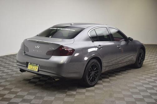 2011 INFINITI G25x