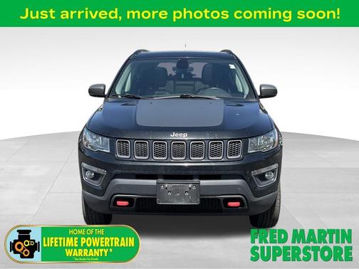 Diamond Black 2019 Jeep Compass Trailhawk