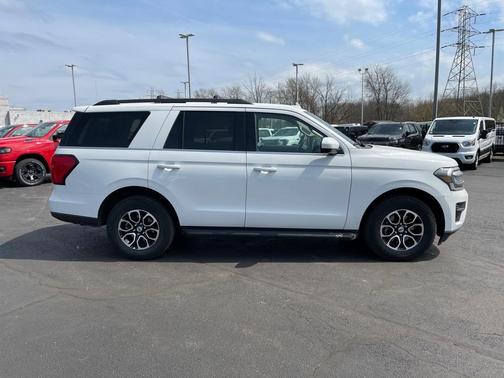 2024 Ford Expedition XLT