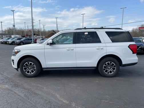 2024 Ford Expedition XLT
