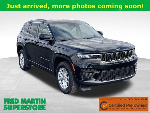 2023 Jeep Grand Cherokee Laredo