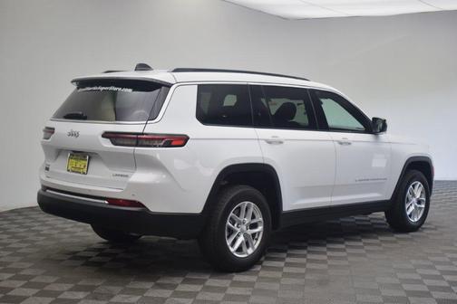 Bright White Clearcoat 2026 Jeep Grand Cherokee L Laredo