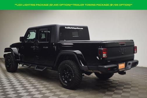 2023 Jeep Gladiator Sport