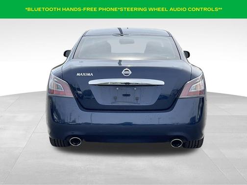 Navy Blue 2014 Nissan Maxima S