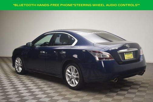 Navy Blue 2014 Nissan Maxima S