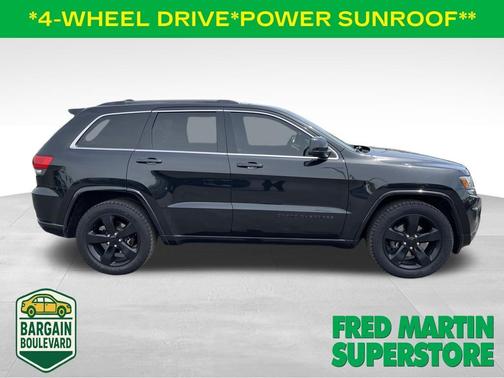 Brilliant Black Crystal Pearlcoat 2015 Jeep Grand Cherokee Altitude