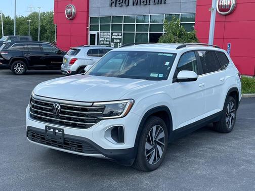 2024 Volkswagen Atlas 2.0T SE