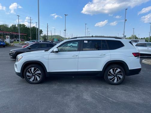 2024 Volkswagen Atlas 2.0T SE