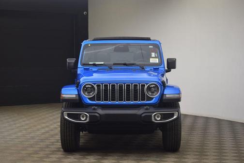Hydro Blue Pearl 2026 Jeep Wrangler Sahara