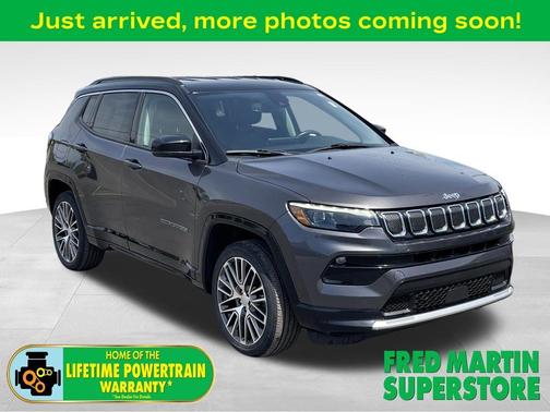 Granite Crystal Clearcoat Metallic 2022 Jeep Compass Limited