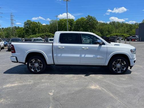 Ivory White 2024 RAM 1500 Longhorn