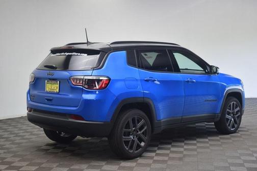 Hydro Blue Pearlcoat 2026 Jeep Compass Limited
