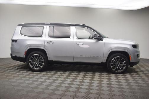 Silver Zynith 2024 Jeep Grand Wagoneer Series III