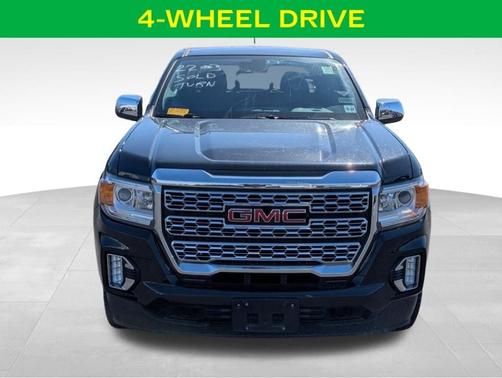 Onyx Black 2022 GMC Canyon Denali