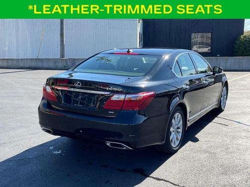 2011 Lexus LS 460 Base (A8)