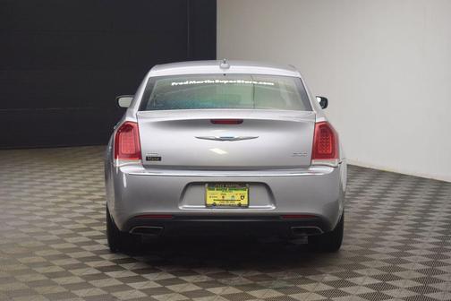 Billet Silver Metallic Clearcoat 2018 Chrysler 300 Limited