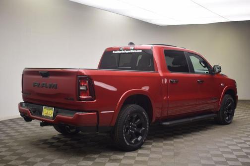 Molten Red Pearlcoat 2026 RAM 1500 Big Horn/Lone Star