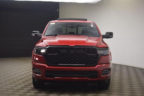 Molten Red Pearlcoat 2026 RAM 1500 Big Horn/Lone Star