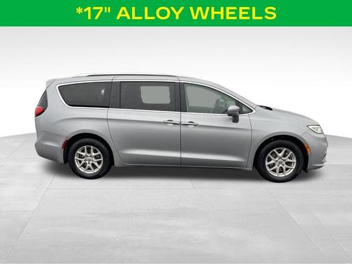 2021 Chrysler Pacifica Touring-L