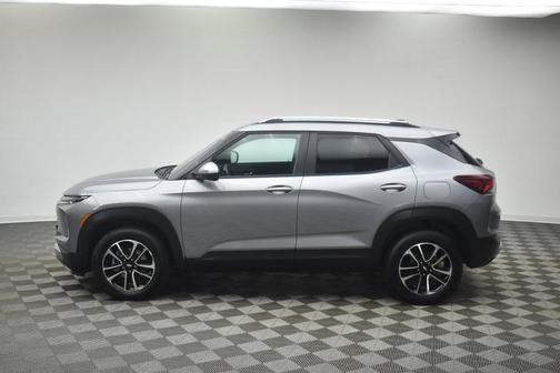 Sterling Gray Metallic 2025 Chevrolet Trailblazer LT
