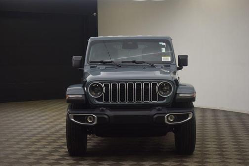 Anvil Clearcoat 2026 Jeep Wrangler Sahara