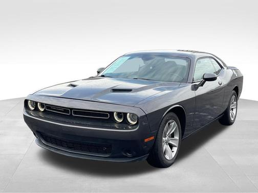 2020 Dodge Challenger SXT