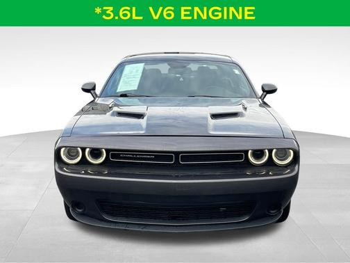 2020 Dodge Challenger SXT