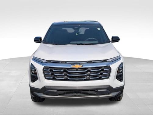 Summit White 2026 Chevrolet Equinox LT