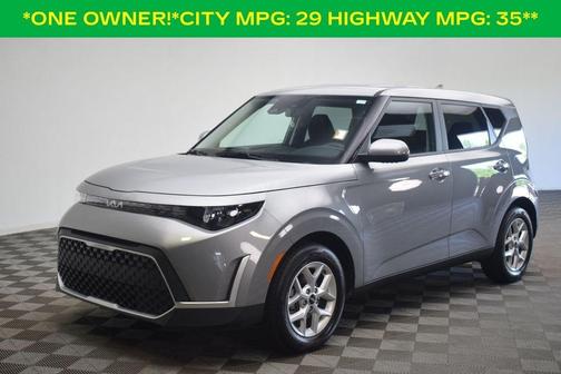 Gravity Gray 2025 Kia Soul LX