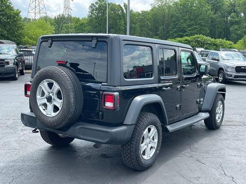 Black Clearcoat 2018 Jeep Wrangler Unlimited Sport
